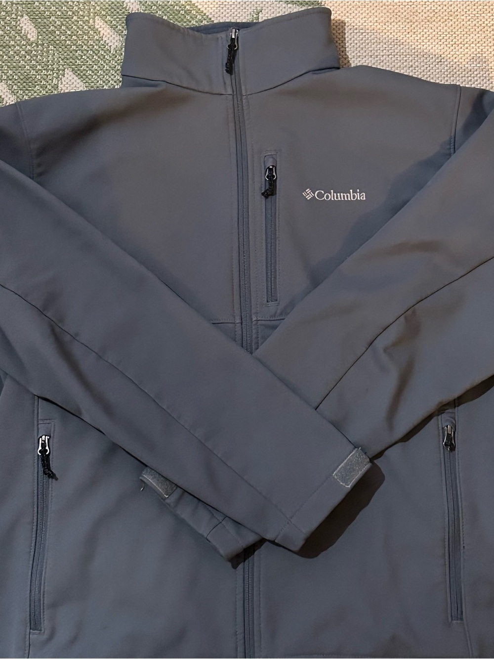 Columbia Men's Ascender Grey Softshell Jacket